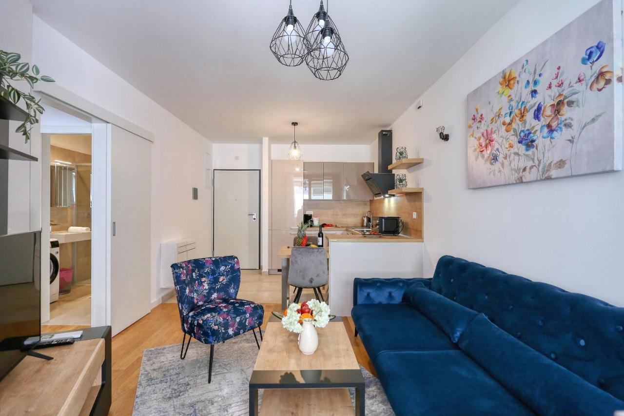 Apartments Luna With Free Parking Zadar Exterior foto