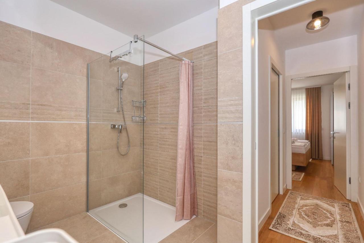 Apartments Luna With Free Parking Zadar Exterior foto
